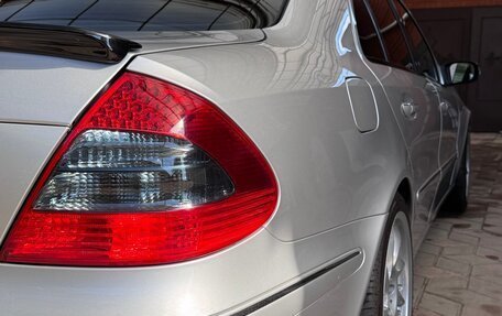 Mercedes-Benz E-Класс, 2003 год, 1 500 000 рублей, 4 фотография