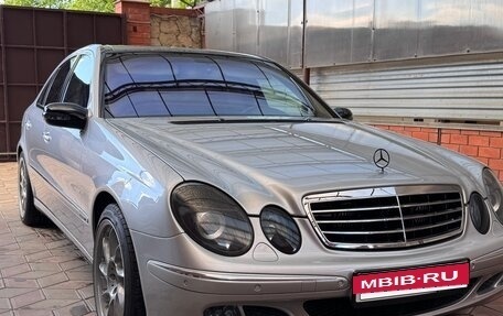 Mercedes-Benz E-Класс, 2003 год, 1 500 000 рублей, 8 фотография