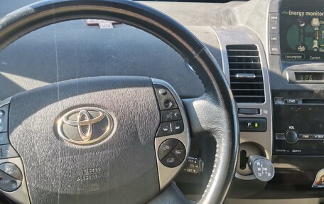 Toyota Prius, 2007 год, 850 000 рублей, 4 фотография