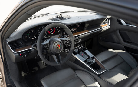 Porsche 911, 2021 год, 17 100 000 рублей, 16 фотография