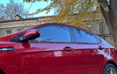 KIA Rio III рестайлинг, 2015 год, 930 000 рублей, 4 фотография