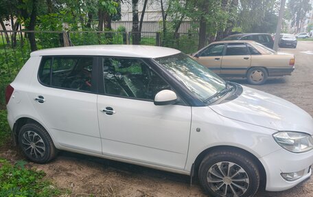 Skoda Fabia II, 2012 год, 530 000 рублей, 3 фотография
