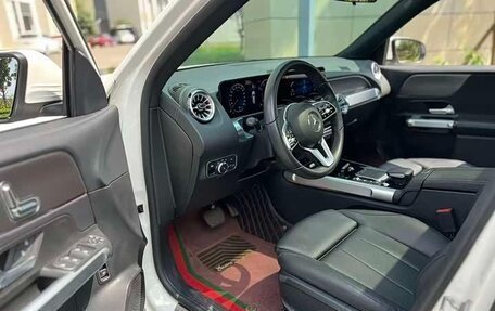 Mercedes-Benz GLB, 2022 год, 1 950 000 рублей, 3 фотография