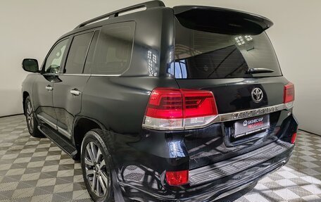 Toyota Land Cruiser 200, 2016 год, 5 499 000 рублей, 7 фотография