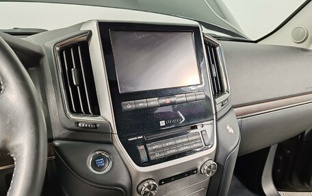 Toyota Land Cruiser 200, 2016 год, 5 499 000 рублей, 19 фотография