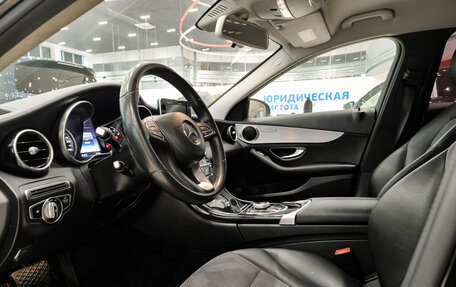 Mercedes-Benz C-Класс, 2018 год, 2 250 000 рублей, 20 фотография