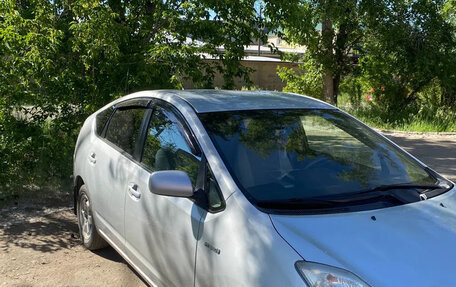 Toyota Prius, 2006 год, 650 000 рублей, 3 фотография