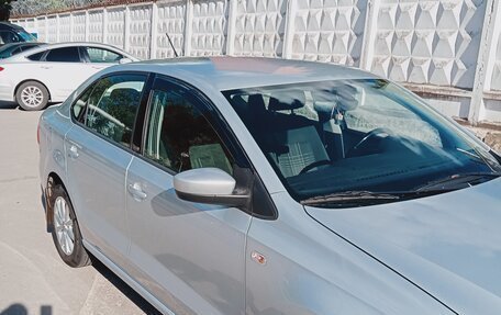 Volkswagen Polo VI (EU Market), 2015 год, 850 000 рублей, 2 фотография