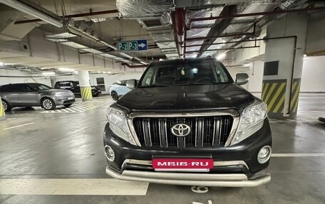 Toyota Land Cruiser Prado 150 рестайлинг 2, 2014 год, 3 200 000 рублей, 4 фотография