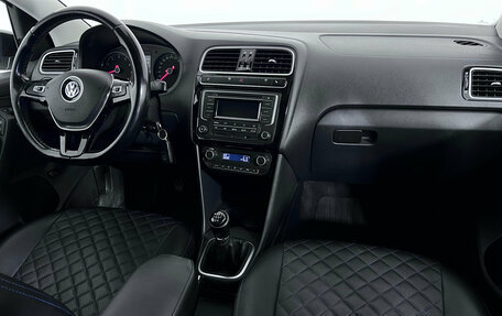 Volkswagen Polo VI (EU Market), 2017 год, 988 000 рублей, 9 фотография