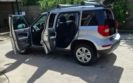 Skoda Yeti I рестайлинг, 2015 год, 1 100 000 рублей, 6 фотография