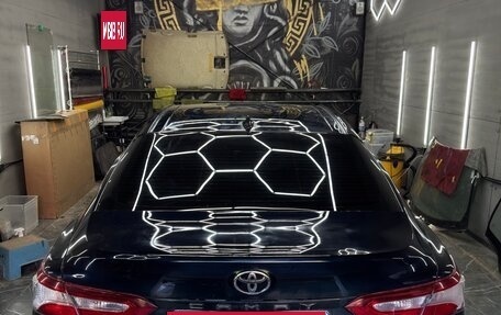 Toyota Camry, 2018 год, 1 200 000 рублей, 2 фотография
