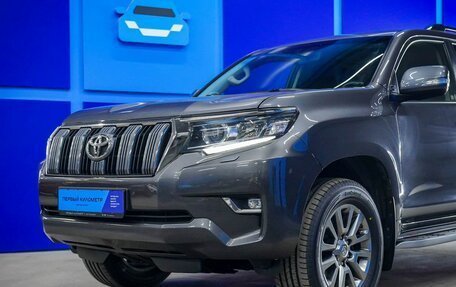 Toyota Land Cruiser Prado 150 рестайлинг 2, 2017 год, 4 652 600 рублей, 19 фотография