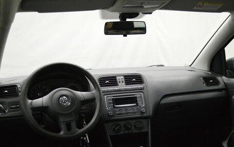 Volkswagen Polo VI (EU Market), 2013 год, 652 000 рублей, 11 фотография