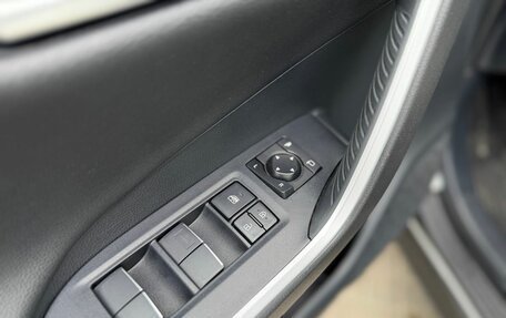 Toyota RAV4, 2020 год, 3 150 000 рублей, 16 фотография