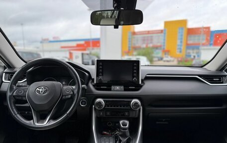 Toyota RAV4, 2020 год, 3 150 000 рублей, 27 фотография