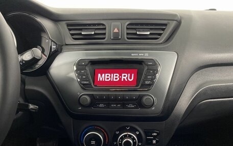 KIA Rio III рестайлинг, 2015 год, 890 000 рублей, 17 фотография