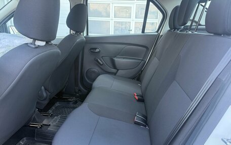 Renault Logan II, 2018 год, 679 000 рублей, 16 фотография