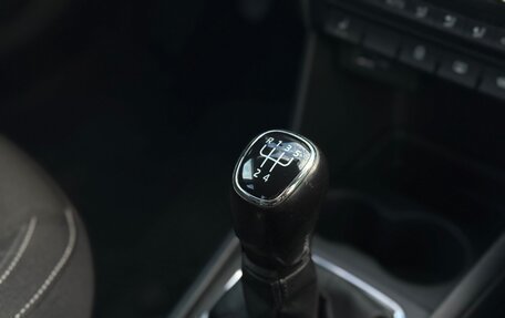 Skoda Rapid I, 2018 год, 1 350 000 рублей, 27 фотография