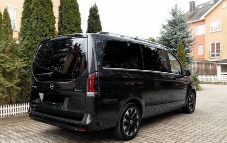 Mercedes-Benz V-Класс, 2024 год, 9 300 000 рублей, 8 фотография