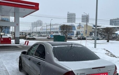 Mercedes-Benz C-Класс, 2004 год, 670 000 рублей, 4 фотография