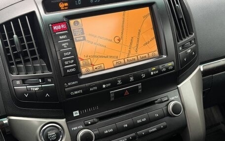 Toyota Land Cruiser 200, 2011 год, 2 880 000 рублей, 13 фотография