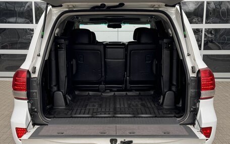 Toyota Land Cruiser 200, 2011 год, 2 880 000 рублей, 20 фотография