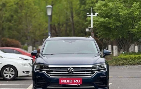 Volkswagen Touareg III, 2023 год, 5 819 275 рублей, 2 фотография