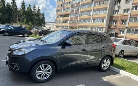 Hyundai ix35 I рестайлинг, 2010 год, 1 250 000 рублей, 2 фотография