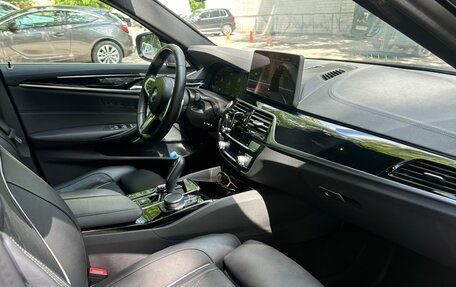 BMW 5 серия, 2021 год, 3 900 000 рублей, 4 фотография