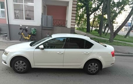 Skoda Octavia, 2019 год, 1 250 000 рублей, 2 фотография