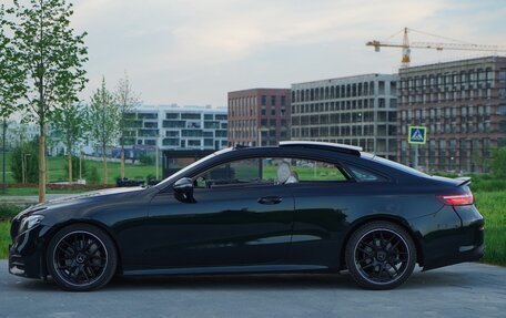 Mercedes-Benz E-Класс, 2017 год, 3 499 000 рублей, 4 фотография