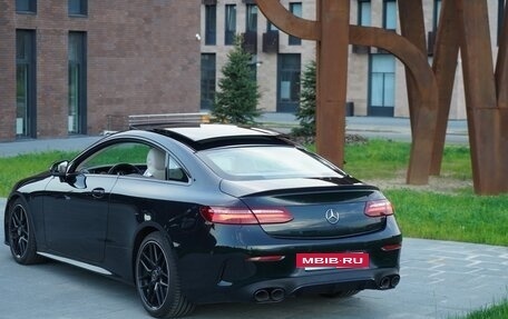 Mercedes-Benz E-Класс, 2017 год, 3 499 000 рублей, 5 фотография