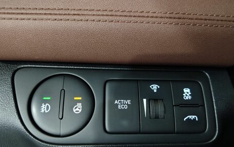 Hyundai Grand Starex Grand Starex I рестайлинг 2, 2018 год, 3 670 000 рублей, 20 фотография