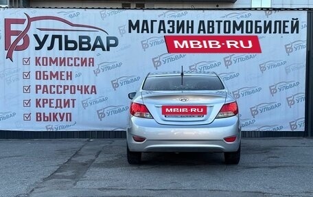 Hyundai Solaris II рестайлинг, 2013 год, 695 000 рублей, 5 фотография