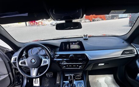BMW 5 серия, 2019 год, 3 390 000 рублей, 12 фотография