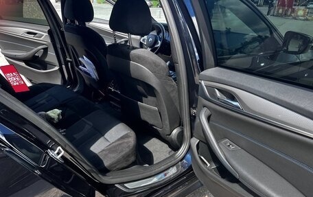 BMW 5 серия, 2019 год, 3 390 000 рублей, 11 фотография