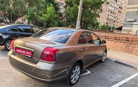 Toyota Avensis III рестайлинг, 2004 год, 1 070 000 рублей, 10 фотография