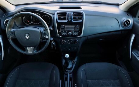 Renault Sandero II рестайлинг, 2016 год, 689 000 рублей, 9 фотография