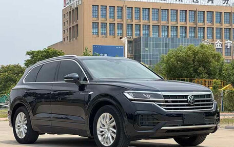 Volkswagen Touareg III, 2022 год, 5 053 839 рублей, 3 фотография