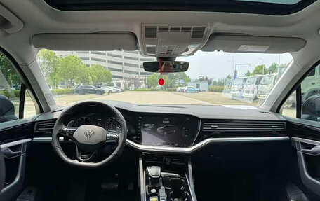 Volkswagen Touareg III, 2022 год, 5 053 839 рублей, 9 фотография