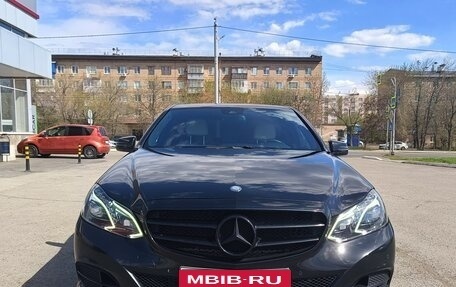 Mercedes-Benz E-Класс, 2013 год, 2 050 000 рублей, 1 фотография