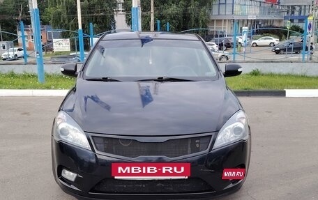 KIA cee'd I рестайлинг, 2010 год, 630 000 рублей, 2 фотография