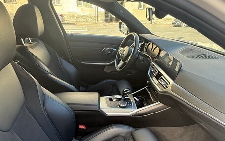 BMW 3 серия, 2019 год, 3 750 000 рублей, 9 фотография