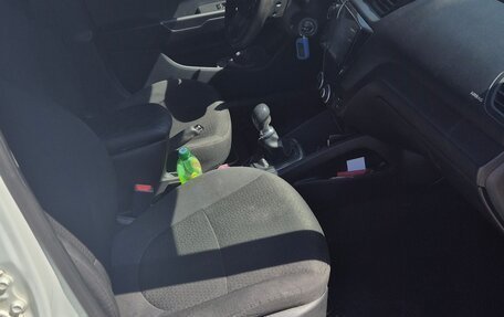 KIA Rio III рестайлинг, 2013 год, 715 000 рублей, 10 фотография