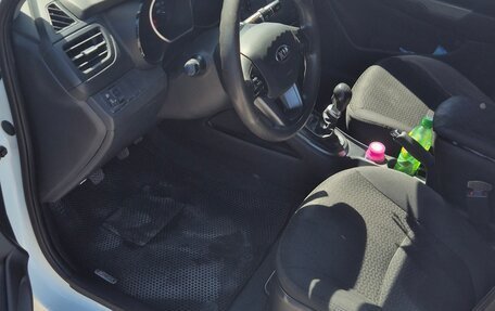 KIA Rio III рестайлинг, 2013 год, 715 000 рублей, 8 фотография