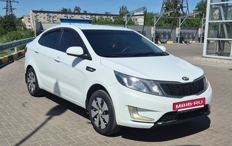 KIA Rio III рестайлинг, 2013 год, 715 000 рублей, 7 фотография