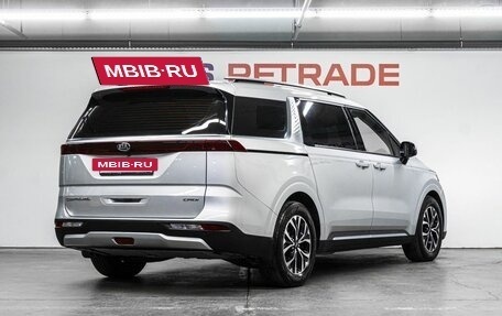 KIA Carnival, 2021 год, 4 299 000 рублей, 5 фотография