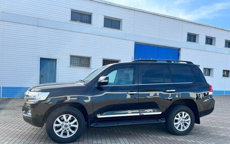 Toyota Land Cruiser 200, 2018 год, 18 500 000 рублей, 4 фотография