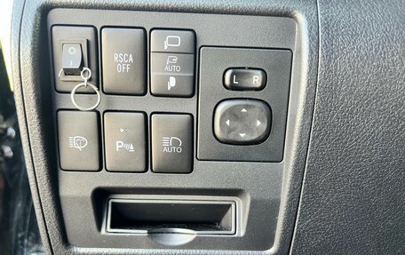 Toyota Land Cruiser 200, 2018 год, 18 500 000 рублей, 19 фотография